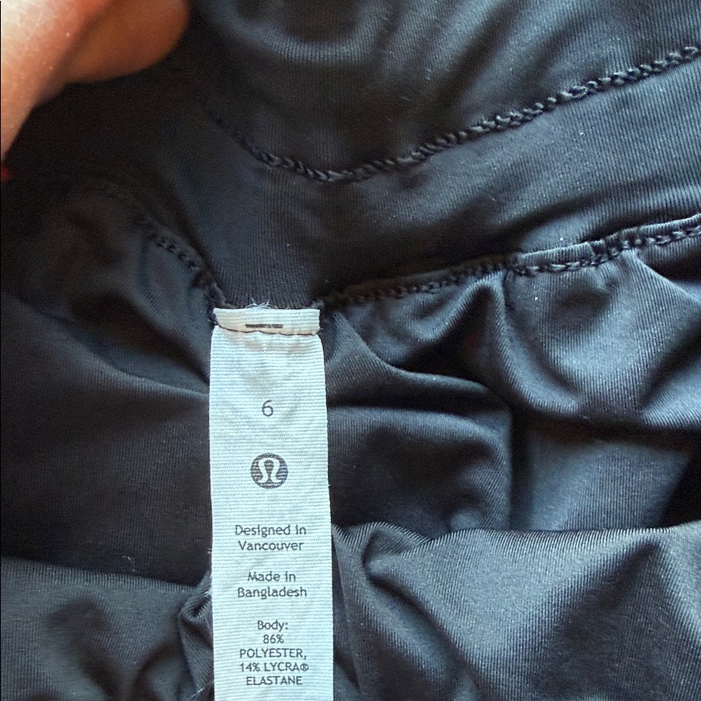 lululemon athletica Black Women's Athletic Shorts with Elastic Waistband - Picture 3 of 3